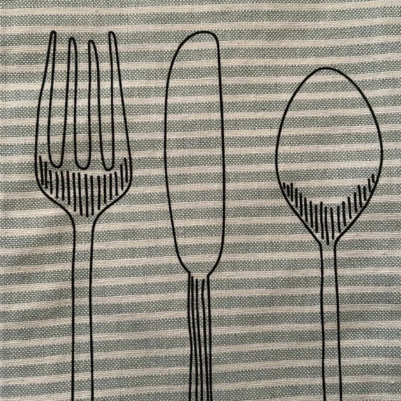 NWT Threshold Kitchen Towels - Picture 2 of 4